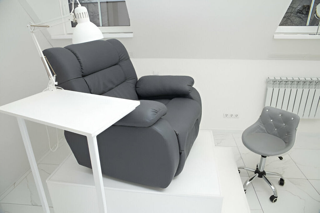 Time to Replace Your Clinic’s Examination Couch