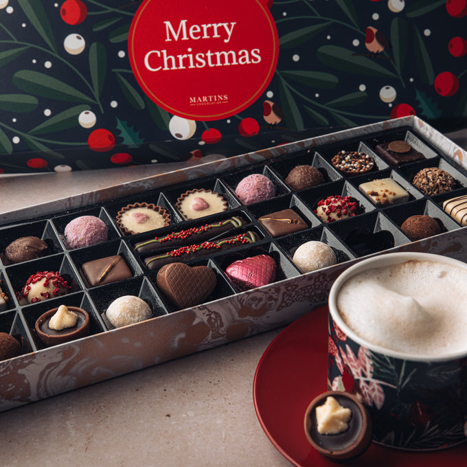 Personalised Christmas Chocolate Gift Box 30 Chocolates (Berries with Robins)